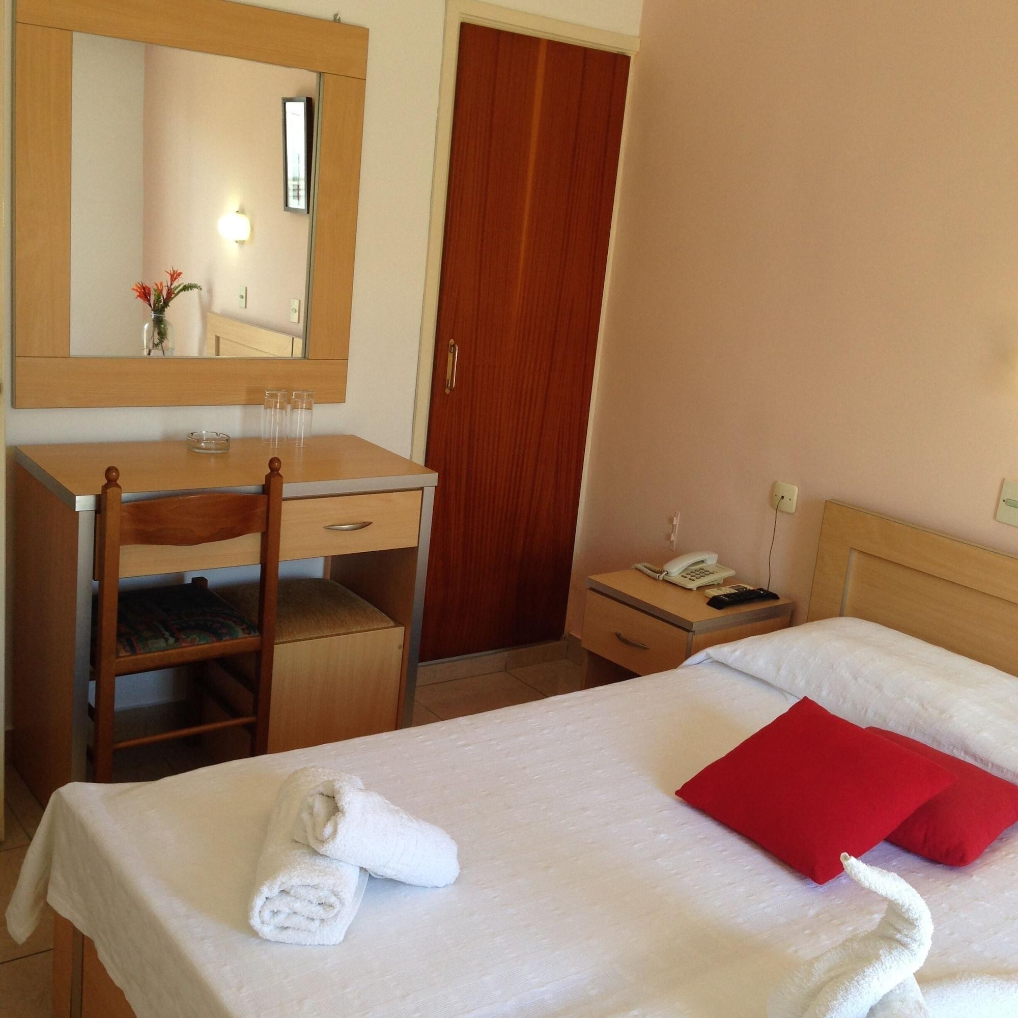 Zefyros Hotel Rhodes City Екстер'єр фото