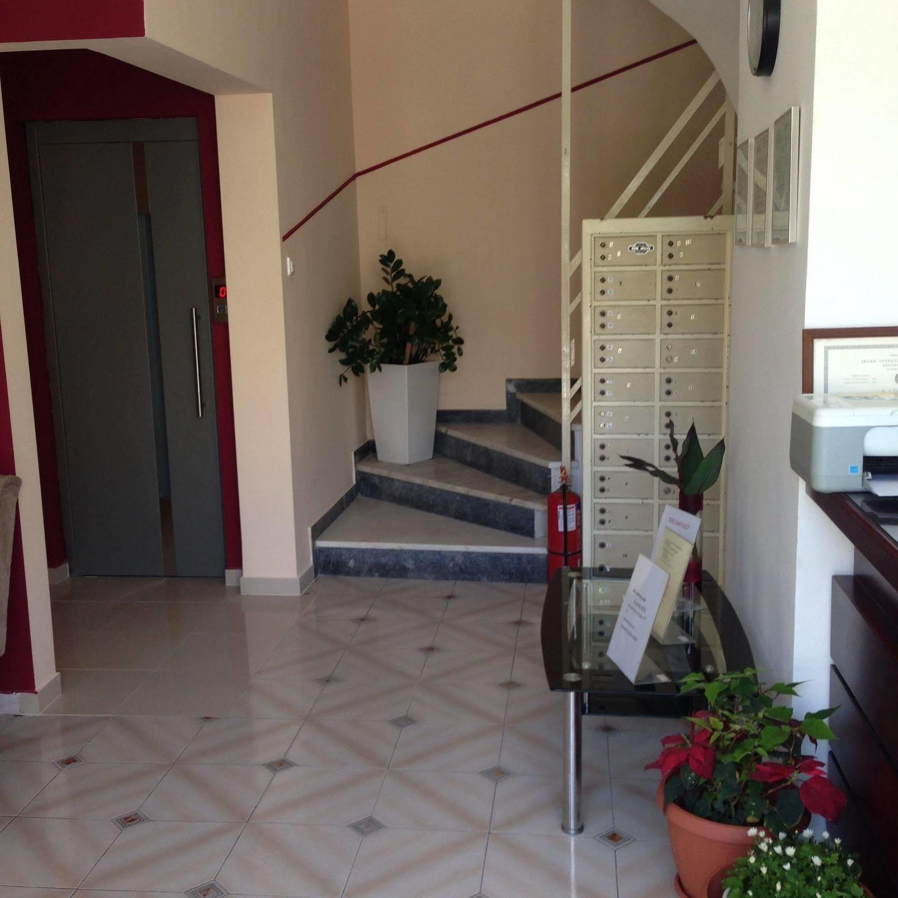 Zefyros Hotel Rhodes City Екстер'єр фото
